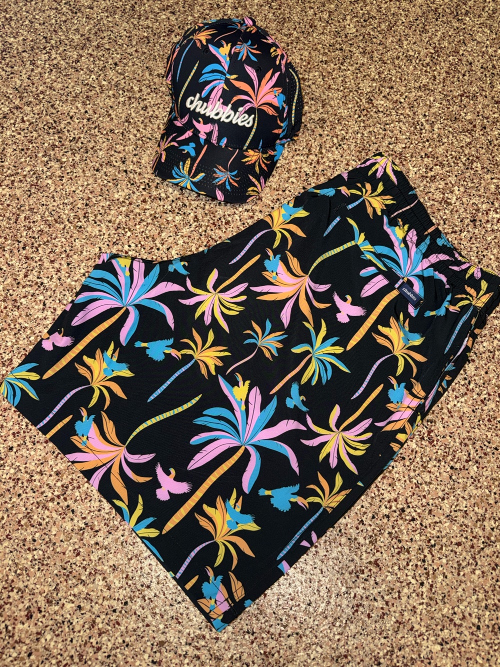 Men’s Chubbies Black Neon Palm Print Swim Board Shorts Trunks XXL with 7” inseam